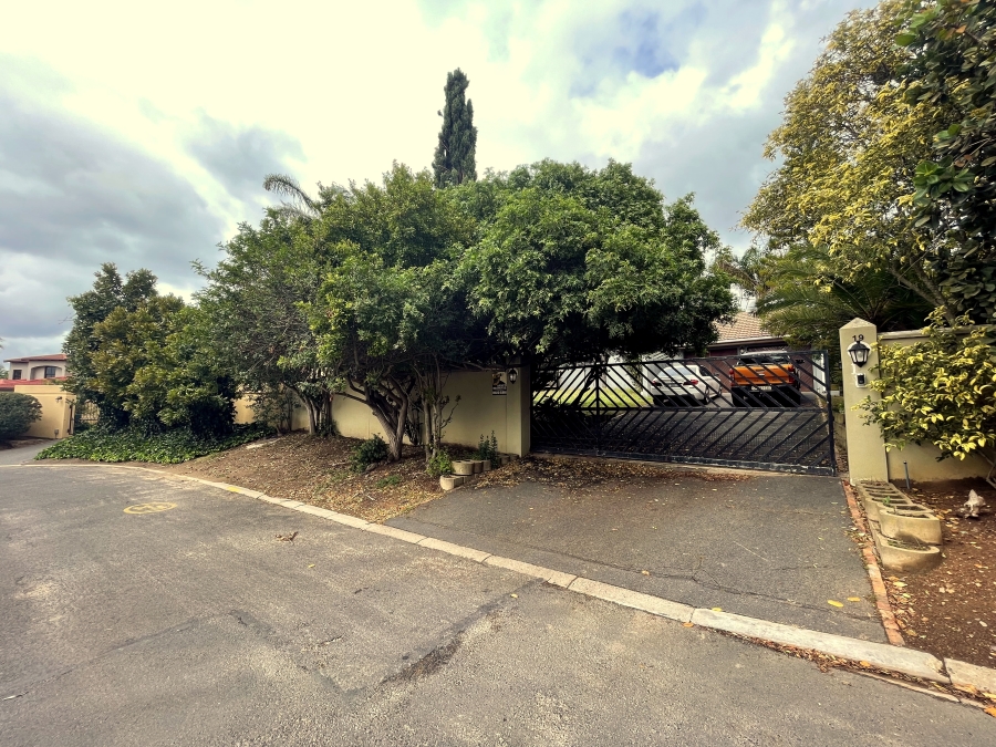 To Let 3 Bedroom Property for Rent in Vierlanden Western Cape